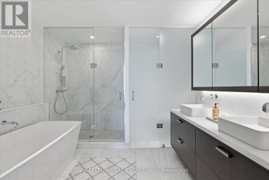 304 - 155 MERCHANTS WHARF Toronto (Waterfront Communities) Ontario photo 20