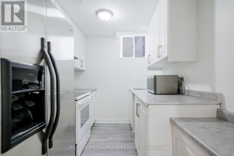 BSMT - 570 SPRINGVIEW DRIVE, Pickering (Amberlea), Ontario, L1V4X2