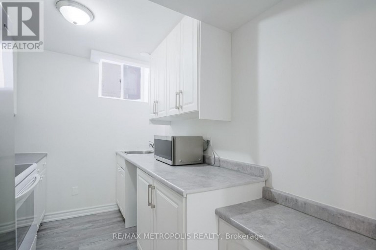 BSMT - 570 SPRINGVIEW DRIVE, Pickering (Amberlea), Ontario, L1V4X2