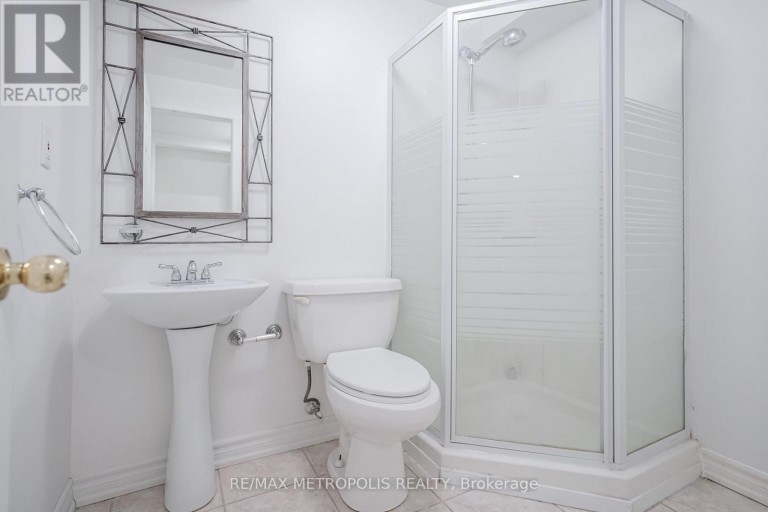 BSMT - 570 SPRINGVIEW DRIVE, Pickering (Amberlea), Ontario, L1V4X2