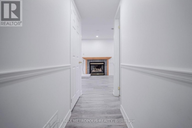 BSMT - 570 SPRINGVIEW DRIVE, Pickering (Amberlea), Ontario, L1V4X2