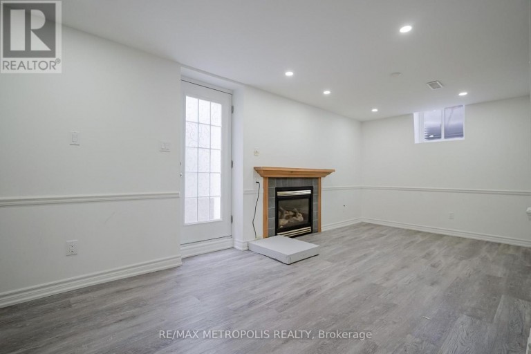 BSMT - 570 SPRINGVIEW DRIVE, Pickering (Amberlea), Ontario, L1V4X2