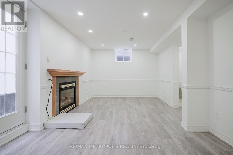 BSMT - 570 SPRINGVIEW DRIVE, Pickering (Amberlea), Ontario, L1V4X2