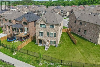 4 MEADOW VISTA CRESCENT East Gwillimbury (Holland Landing) Ontario photo 2