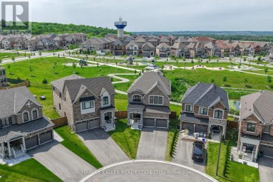 4 MEADOW VISTA CRESCENT East Gwillimbury (Holland Landing) Ontario photo 3