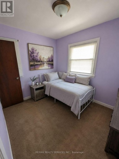 215 HIGHBURY AVENUE N, London East (East M), Ontario, N5Z2W6