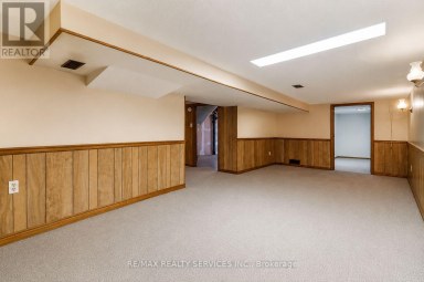 215 HIGHBURY AVENUE N London East (East M) Ontario photo 7