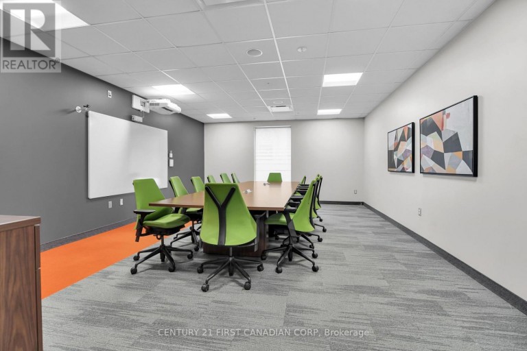 700 YORK STREET, London East (East L), Ontario, N5W2S8