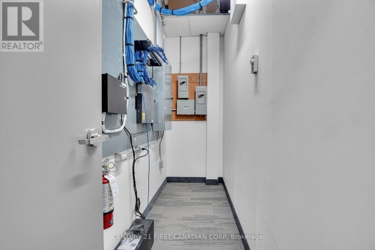 700 YORK STREET, London East (East L), Ontario, N5W2S8