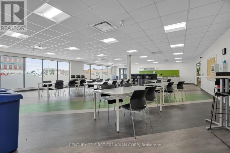 700 YORK STREET, London East (East L), Ontario, N5W2S8