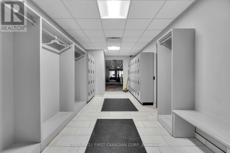 700 YORK STREET, London East (East L), Ontario, N5W2S8