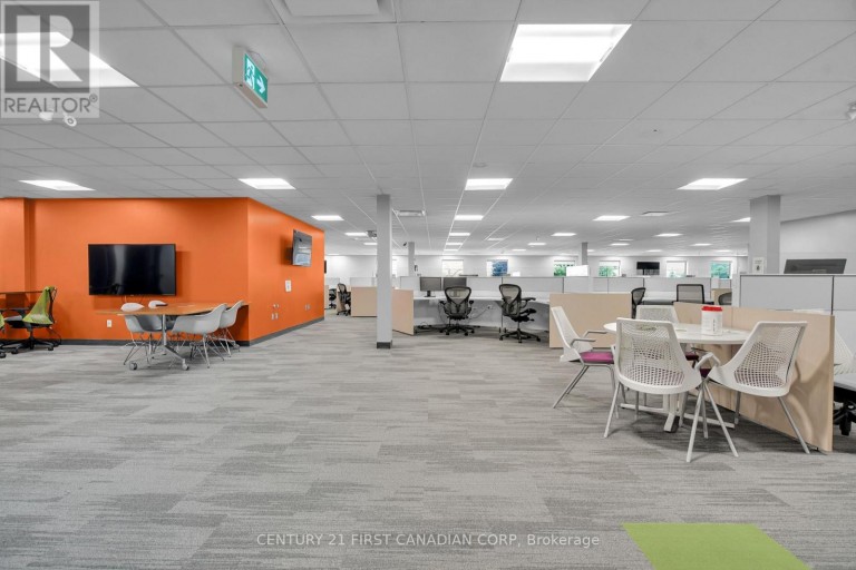 700 YORK STREET, London East (East L), Ontario, N5W2S8