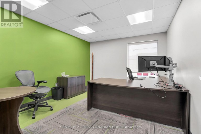 700 YORK STREET, London East (East L), Ontario, N5W2S8