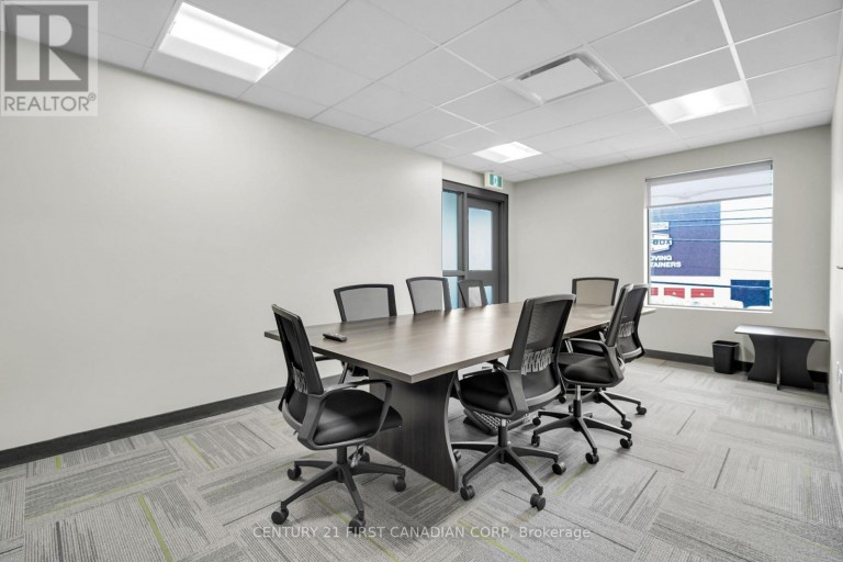 700 YORK STREET, London East (East L), Ontario, N5W2S8
