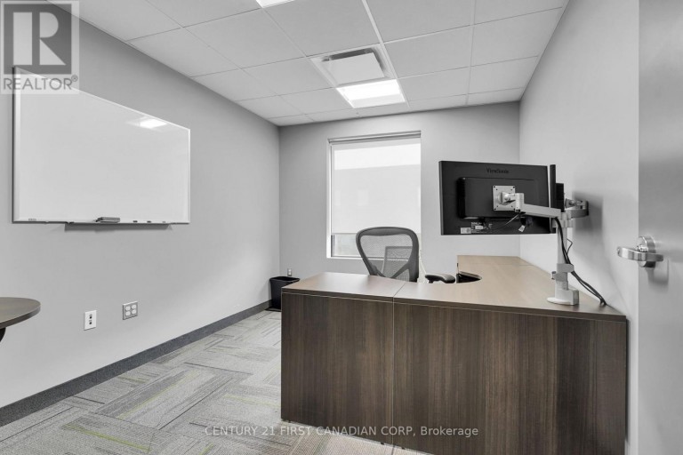 700 YORK STREET, London East (East L), Ontario, N5W2S8