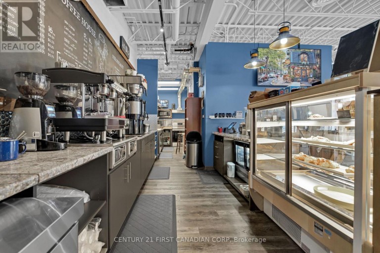 700 YORK STREET, London East (East L), Ontario, N5W2S8