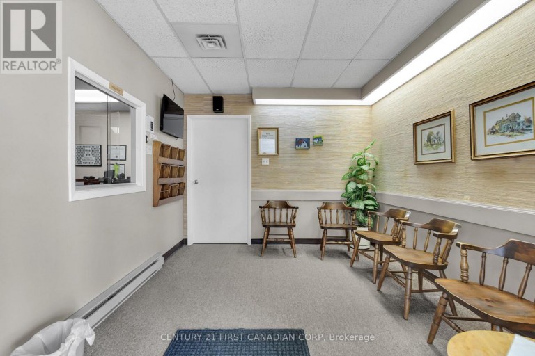 700 YORK STREET, London East (East L), Ontario, N5W2S8