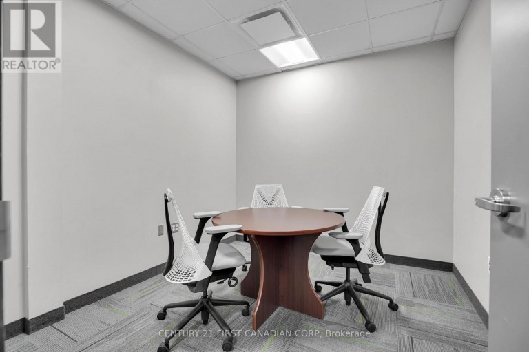 700 YORK STREET, London East (East L), Ontario, N5W2S8