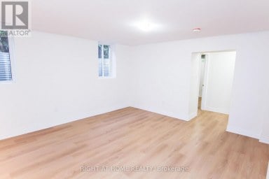 659 SHAKESPEARE AVENUE Oshawa (Donevan) Ontario photo 3