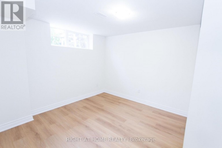 659 SHAKESPEARE AVENUE, Oshawa (Donevan), Ontario, L1H3H8