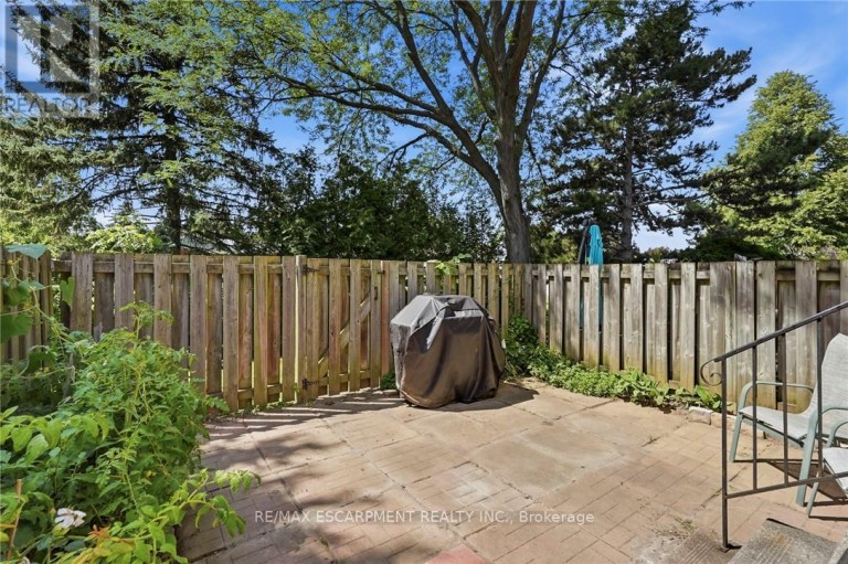 16 - 1420 GARTH STREET, Hamilton (Falkirk), Ontario, L9B1R6