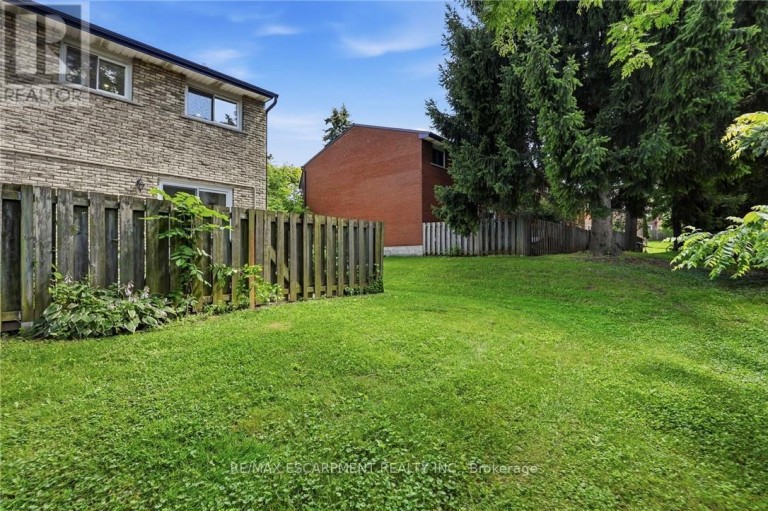 16 - 1420 GARTH STREET, Hamilton (Falkirk), Ontario, L9B1R6