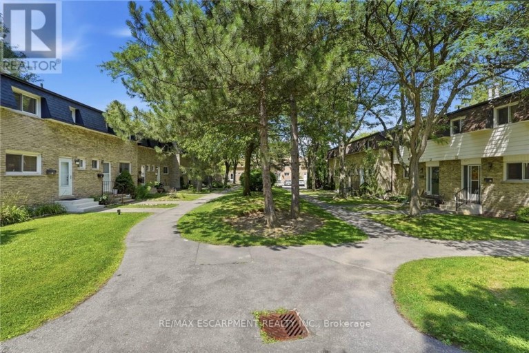 16 - 1420 GARTH STREET, Hamilton (Falkirk), Ontario, L9B1R6