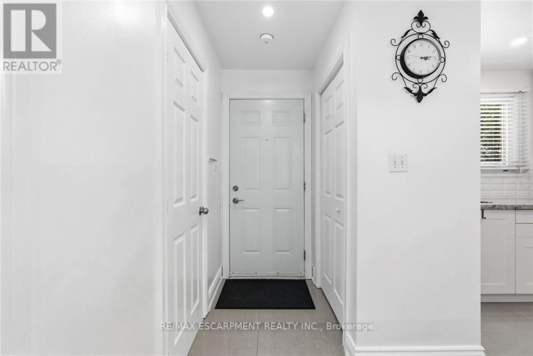 16 - 1420 GARTH STREET, Hamilton (Falkirk), Ontario, L9B1R6