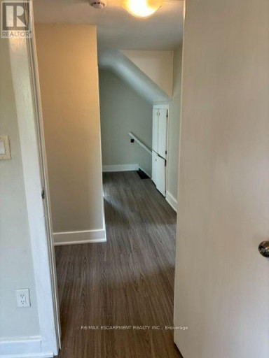 2 - 1031 FENNELL AVENUE E, Hamilton (Sunninghill), Ontario, L8T1R5