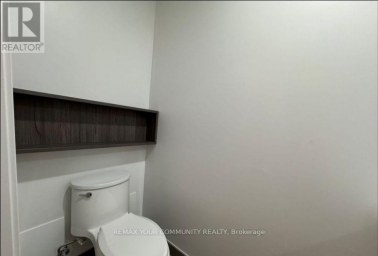 102 SE - 60 PRINCESS AVENUE Toronto (Waterfront Communities) Ontario photo 8