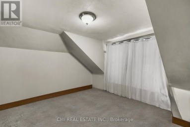 433 LYDIA STREET Sarnia Ontario photo 25