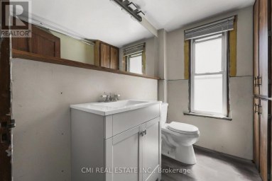 433 LYDIA STREET Sarnia Ontario photo 28