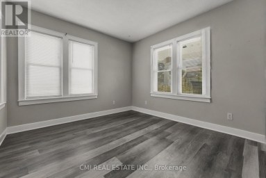 433 LYDIA STREET Sarnia Ontario photo 6