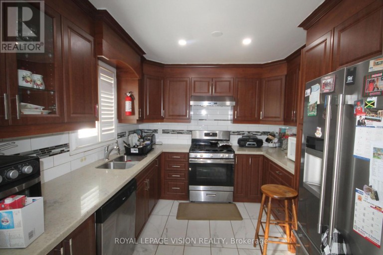 45 BRADBURY CRESCENT, Ajax (Northwest Ajax), Ontario, L1T4H5