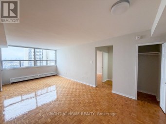 205 - 1440 LAWRENCE AVENUE W Toronto (Maple Leaf) Ontario photo 3