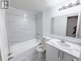 205 - 1440 LAWRENCE AVENUE W Toronto (Maple Leaf) Ontario photo 6