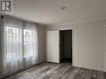 182 REMI CRESCENT Timmins (TS - Trailer Parks) Ontario photo 6