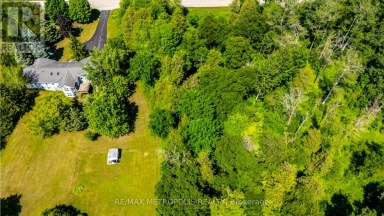 8232 CONCESSION ROAD 12 Mapleton Ontario photo 2