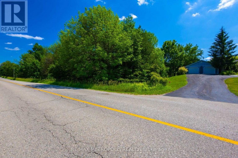 8232 CONCESSION ROAD 12, Mapleton, Ontario, N0G2K0