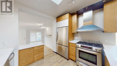1 MALABAR PLACE Toronto (Banbury-Don Mills) Ontario photo 13