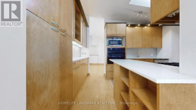 1 MALABAR PLACE Toronto (Banbury-Don Mills) Ontario photo 17