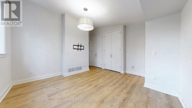 1 MALABAR PLACE Toronto (Banbury-Don Mills) Ontario photo 21
