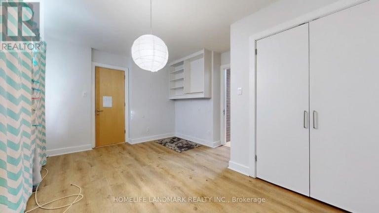 1 MALABAR PLACE, Toronto (Banbury-Don Mills), Ontario, M3B1A4