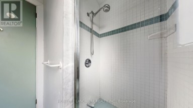 1 MALABAR PLACE Toronto (Banbury-Don Mills) Ontario photo 28