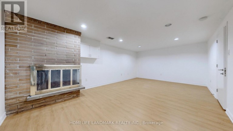 1 MALABAR PLACE, Toronto (Banbury-Don Mills), Ontario, M3B1A4