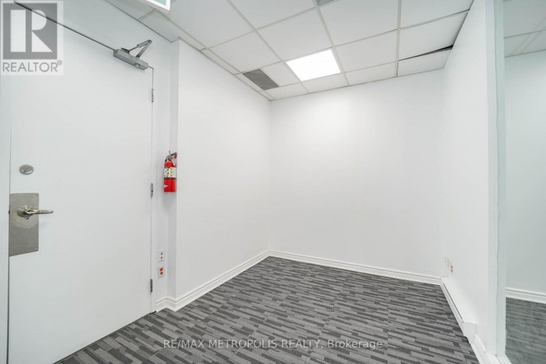 320 A - 1033 BAY STREET, Toronto (Bay Street Corridor), Ontario, M5S3A5