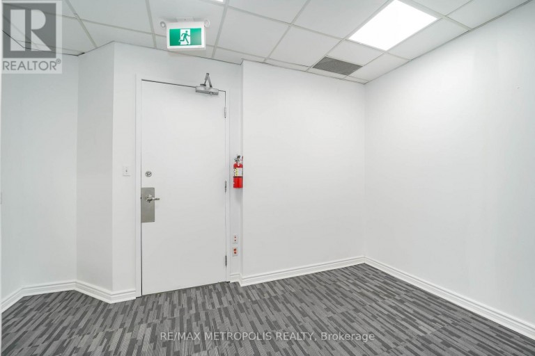 320 A - 1033 BAY STREET, Toronto (Bay Street Corridor), Ontario, M5S3A5