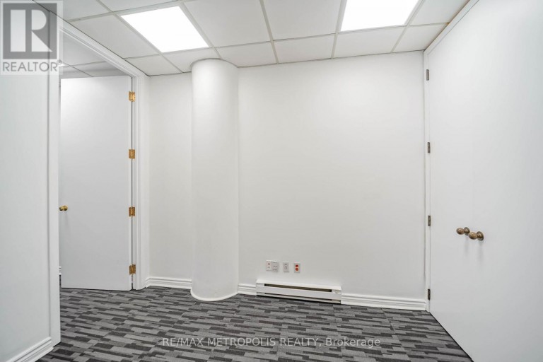 320 A - 1033 BAY STREET, Toronto (Bay Street Corridor), Ontario, M5S3A5