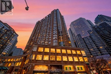320 A - 1033 BAY STREET Toronto (Bay Street Corridor) Ontario photo 2
