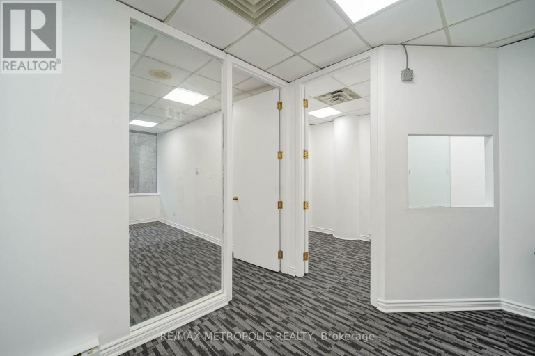 320 A - 1033 BAY STREET, Toronto (Bay Street Corridor), Ontario, M5S3A5